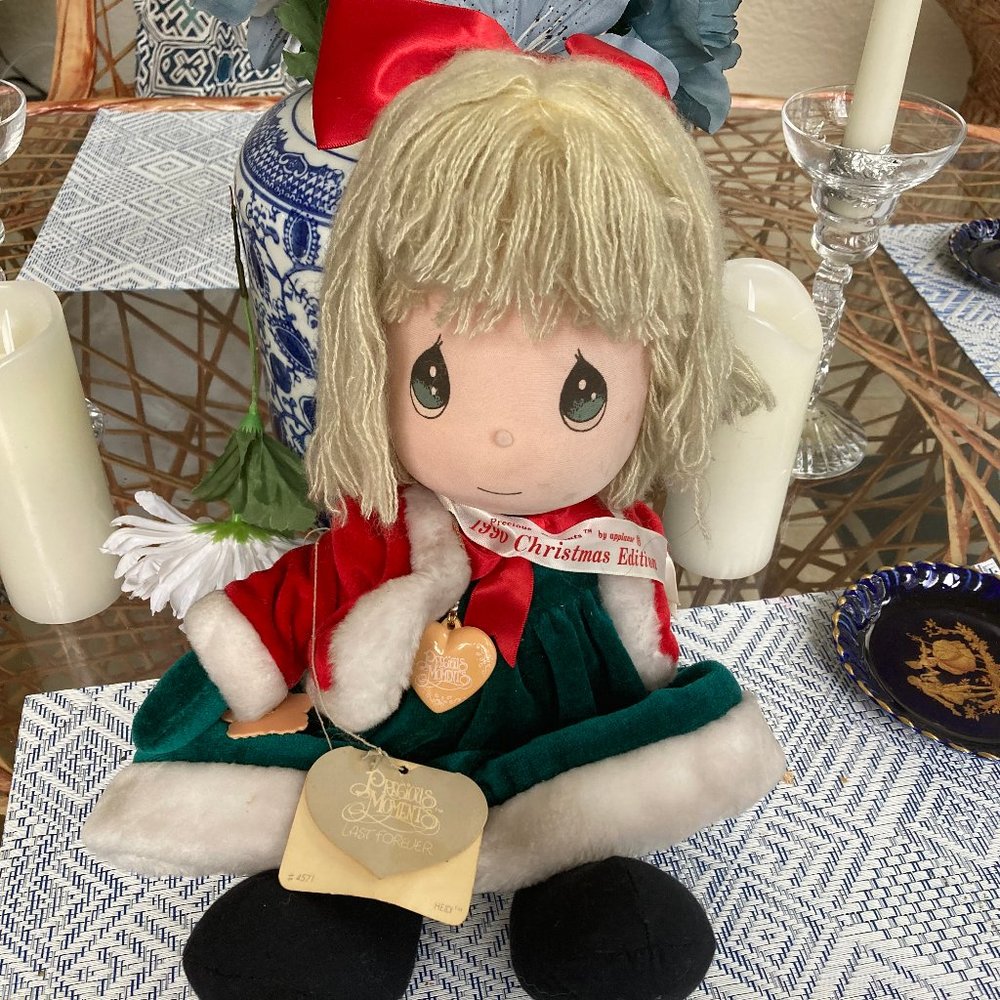1990 Precious Moments Doll  Christmas Special Edition Doll